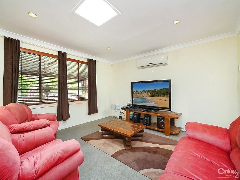 4 Brenda Crescent, Tumbi Umbi NSW 2261