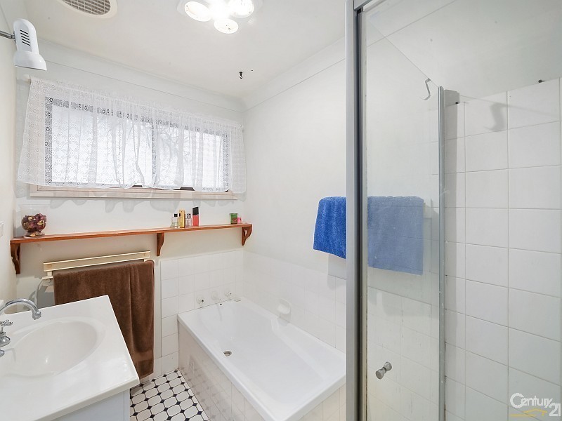 4 Brenda Crescent, Tumbi Umbi NSW 2261