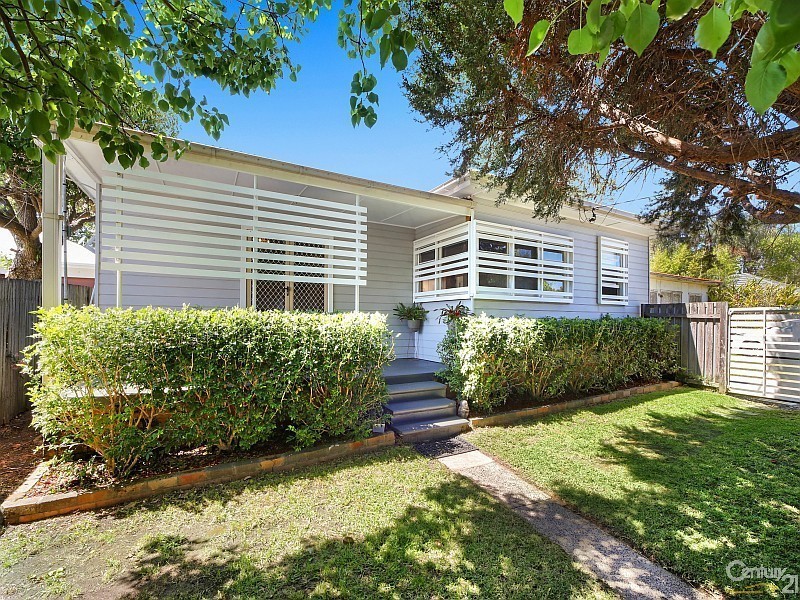 696 The Entrance Road, Bateau Bay NSW 2261