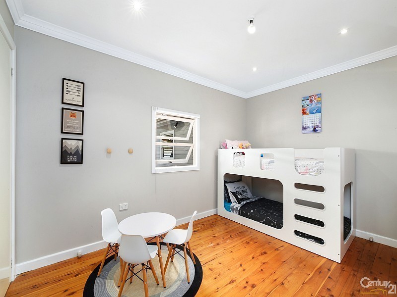 696 The Entrance Road, Bateau Bay NSW 2261