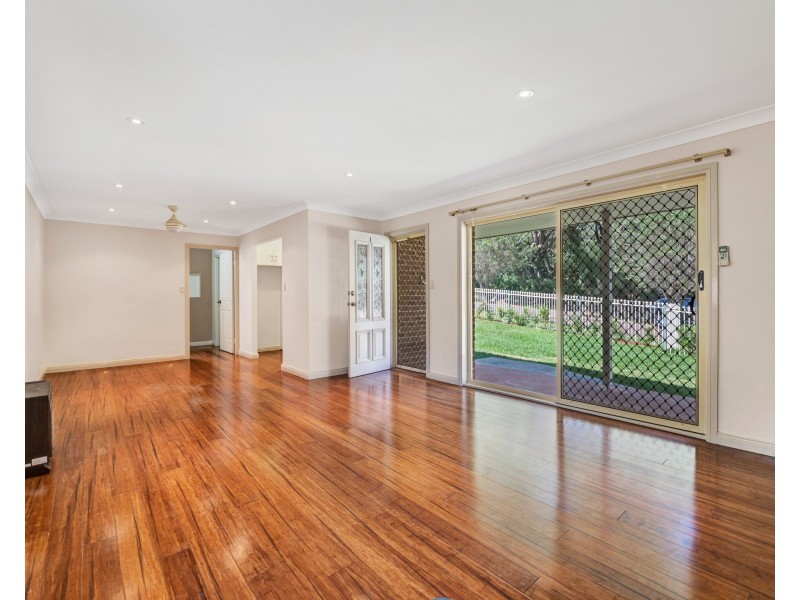 1/13 Maas Parade, Forresters Beach NSW 2260