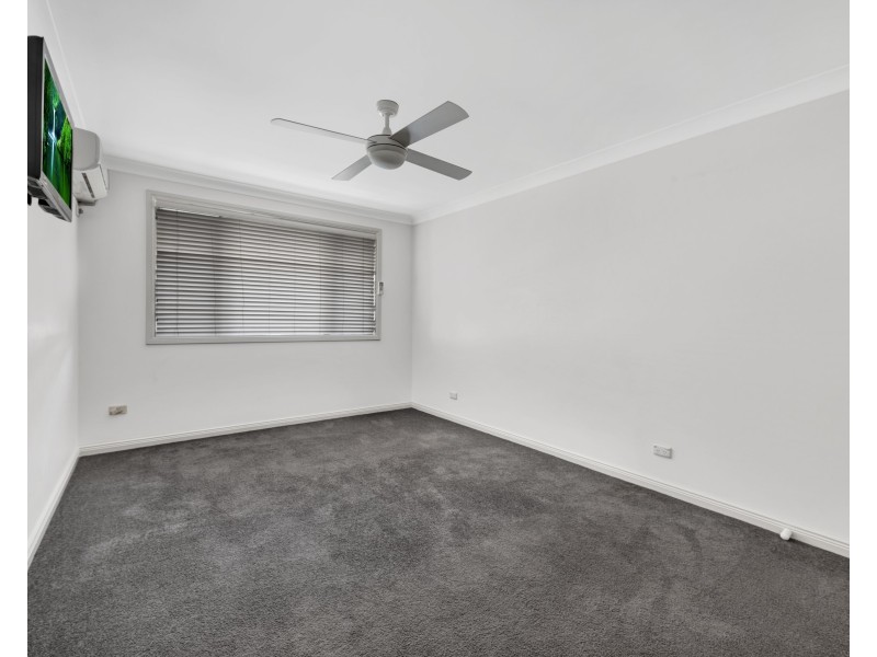 1/13 Maas Parade, Forresters Beach NSW 2260