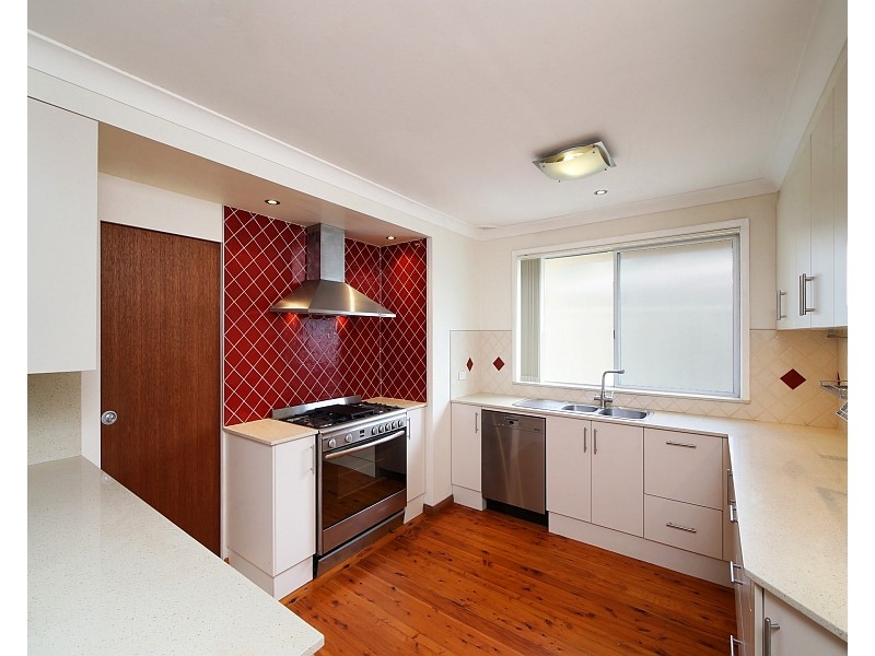 24 Renown Street, Wamberal NSW 2260