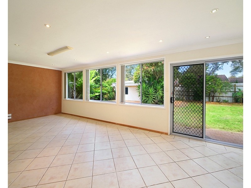 24 Renown Street, Wamberal NSW 2260