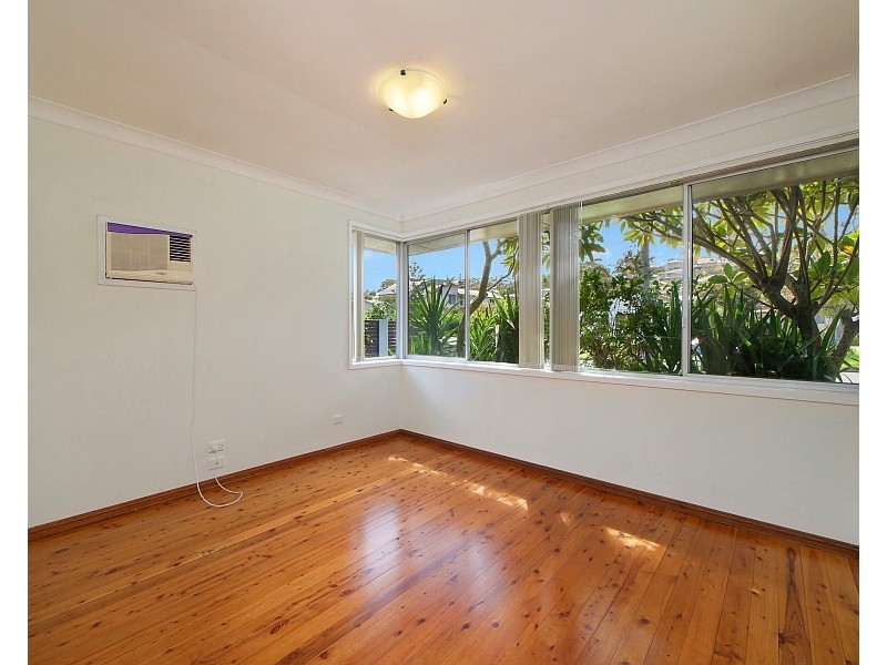24 Renown Street, Wamberal NSW 2260