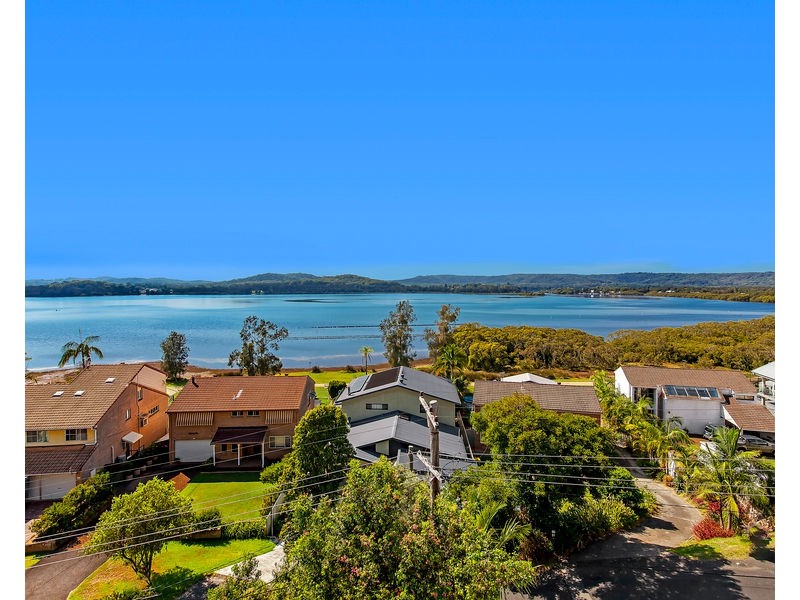 71 Broadwater Drive, Saratoga NSW 2251