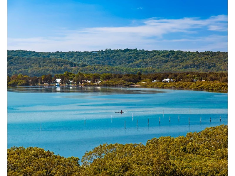 71 Broadwater Drive, Saratoga NSW 2251