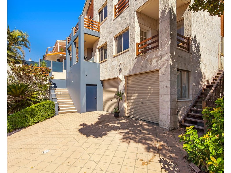 71 Broadwater Drive, Saratoga NSW 2251