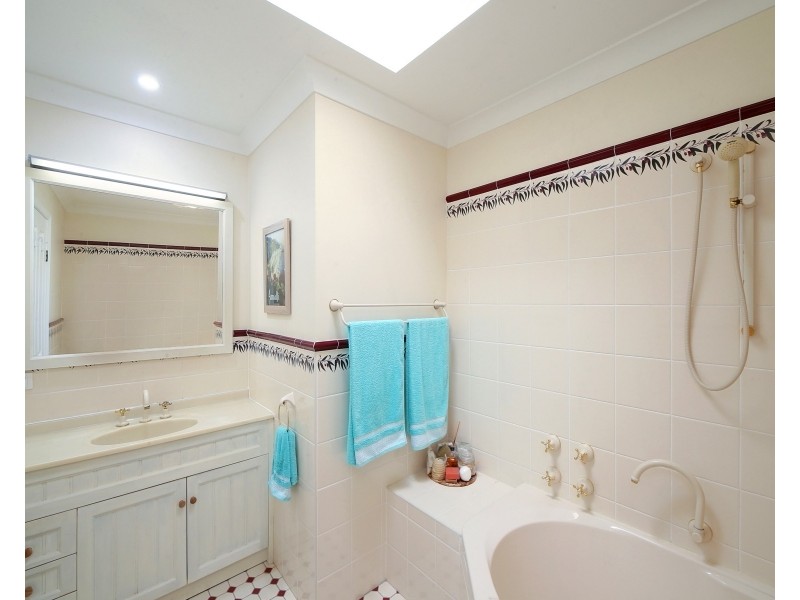 52 Wairakei Road, Wamberal NSW 2260