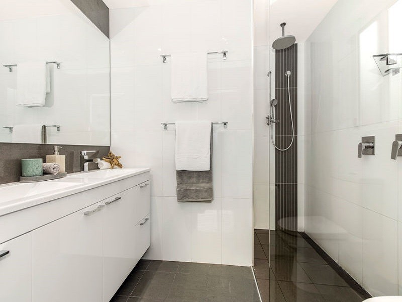 6 Toorak Avenue, Erina NSW 2250