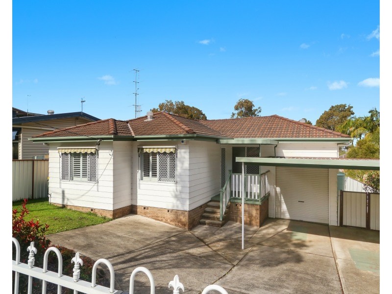 54  Coorabin Street, Gorokan NSW 2263