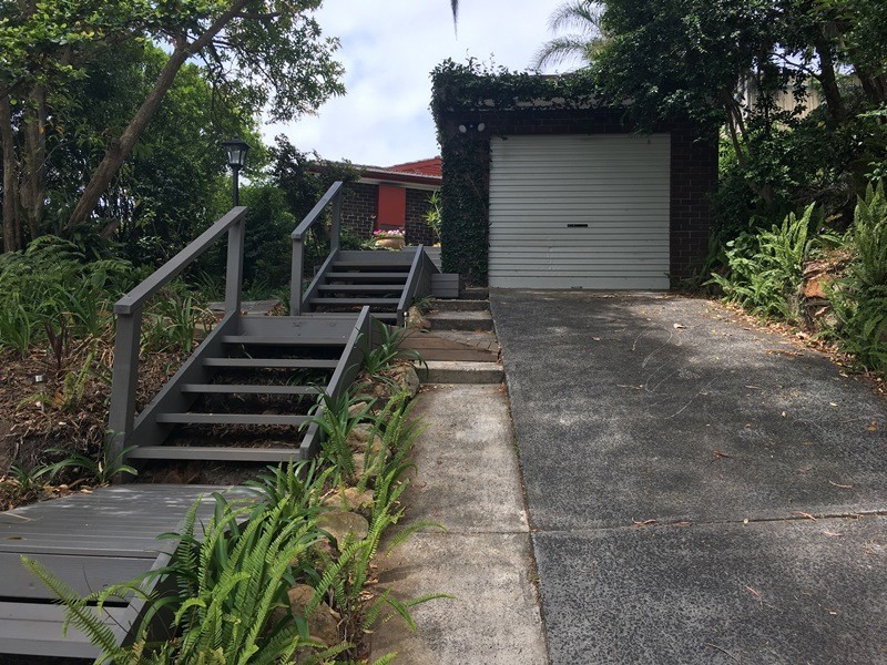 3 Cabbage Tree Avenue, Avoca Beach NSW 2251