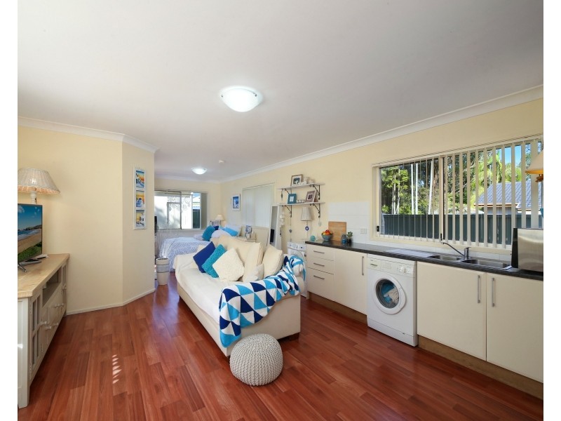 17 Nerissa Road, Erina  NSW  2250, Erina NSW 2250