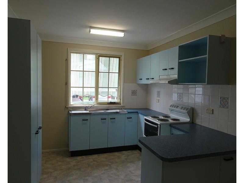 2/80 Lowanna Avenue, Forresters Beach NSW 2260