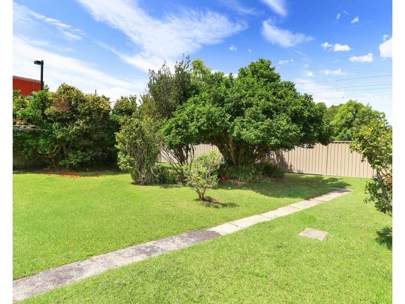 16 Pacific Highway, Ourimbah NSW 2258