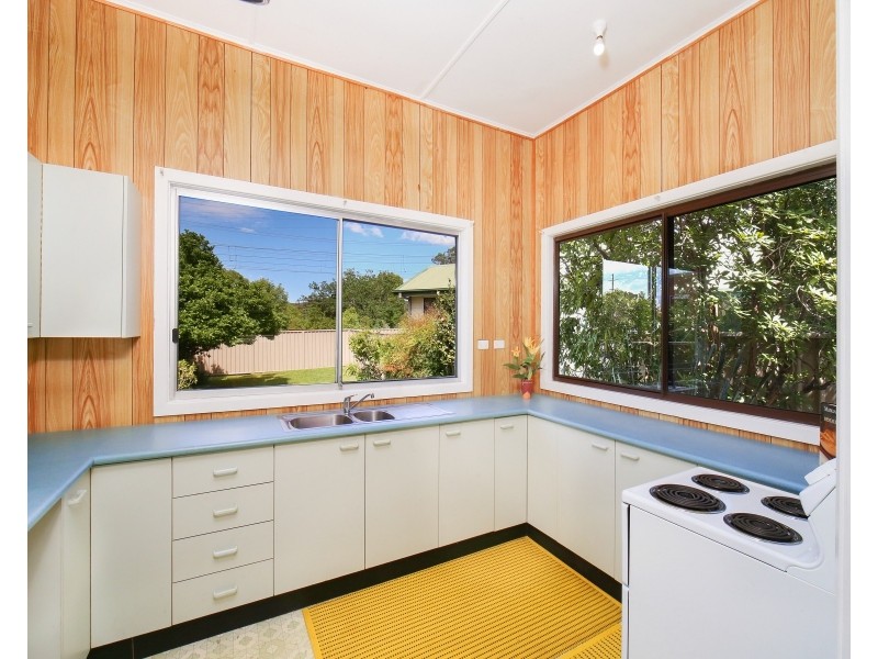 16 Pacific Highway, Ourimbah NSW 2258