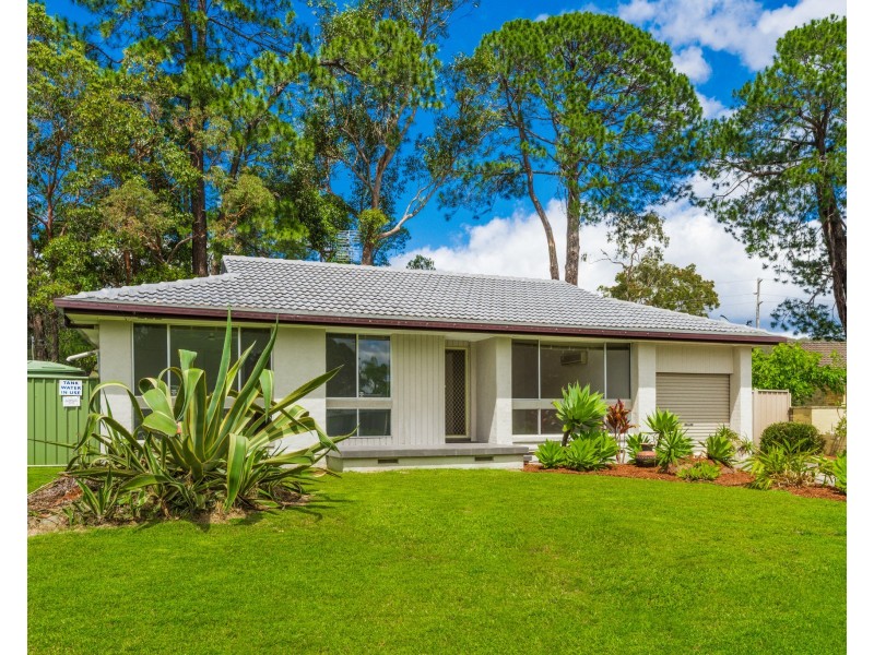 7 Bayline Drive, Point Clare NSW 2250