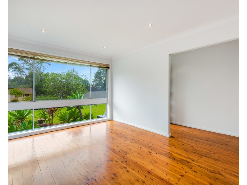 7 Bayline Drive, Point Clare NSW 2250