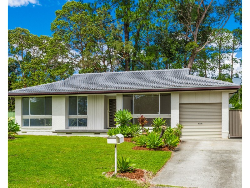 7 Bayline Drive, Point Clare NSW 2250