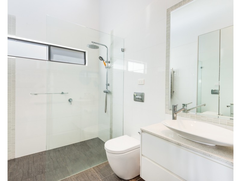51a Dover Road, Wamberal NSW 2260