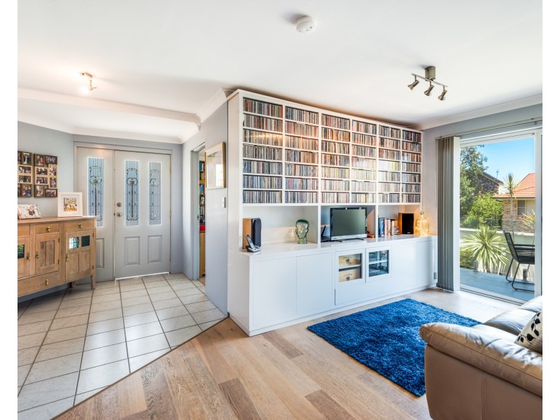2/6 Prince Street, Wamberal NSW 2260