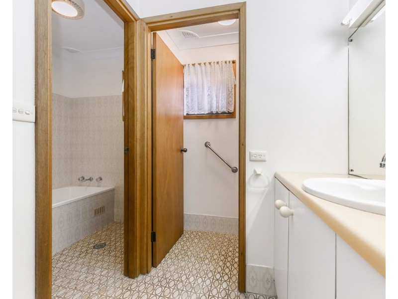 5 Woodland Road, Terrigal NSW 2260