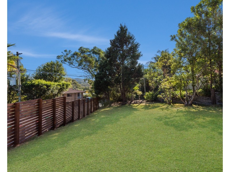 3/6  Dakara Avenue, Erina NSW 2250