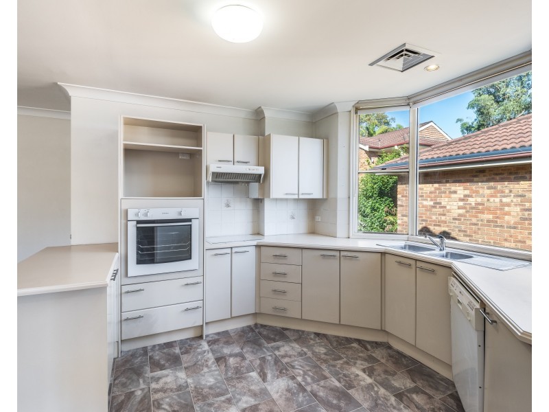 3/6  Dakara Avenue, Erina NSW 2250