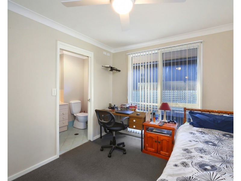 7 Holcombe Avenue, Narara NSW 2250