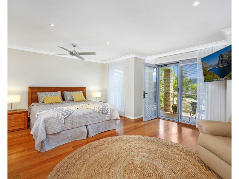 92 Coolawin Circle, Narara NSW 2250