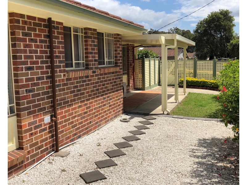 1/12 Milpera Road, Green Point NSW 2251