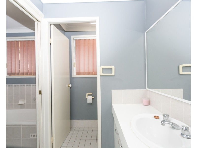 1/12 Milpera Road, Green Point NSW 2251
