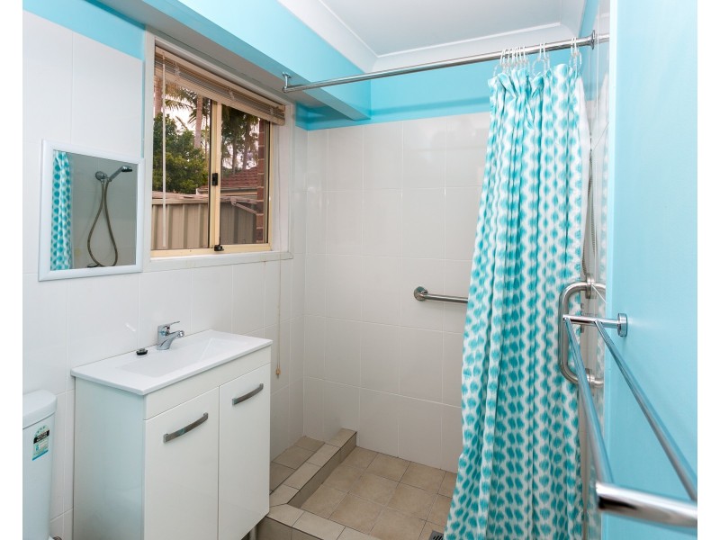 1/12 Milpera Road, Green Point NSW 2251