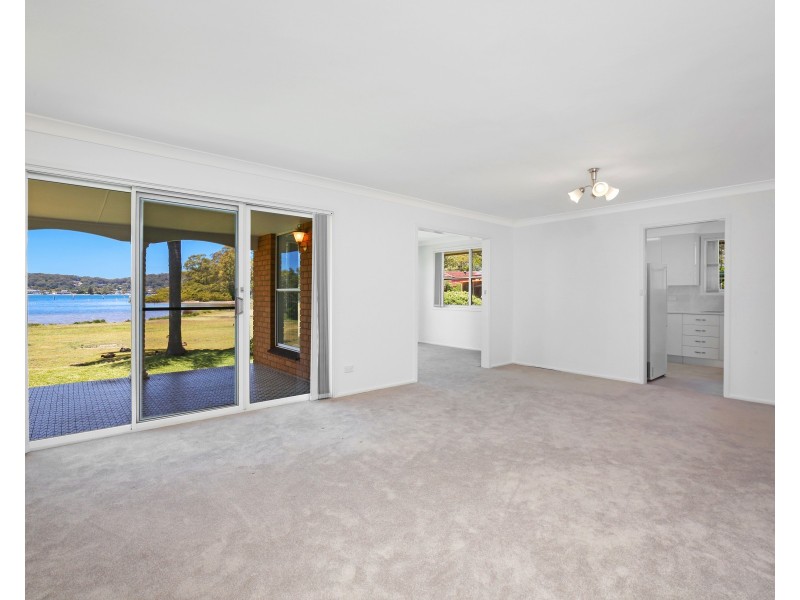 1 Plane Street, Blackwall NSW 2256