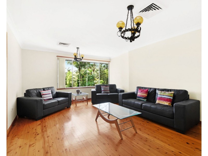 1 Malison Street, Wyoming NSW 2250