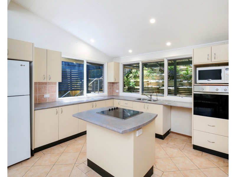 7 Derwyn Close, North Gosford NSW 2250