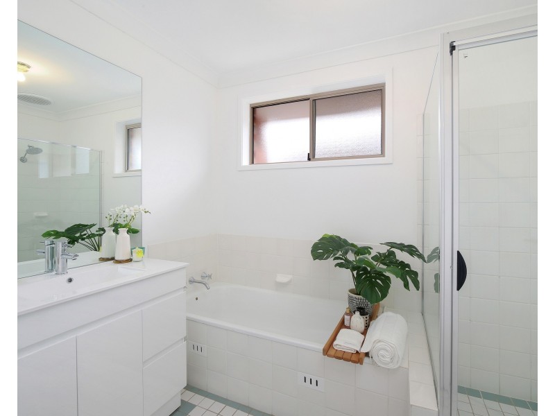 1/3 Portelli Avenue, Kariong NSW 2250