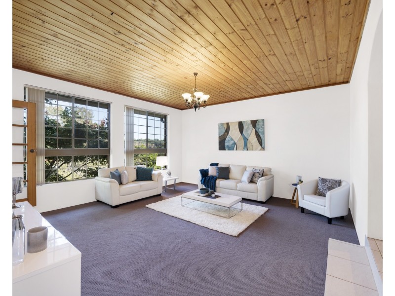 16 Parrendi Close, Avoca Beach NSW 2251