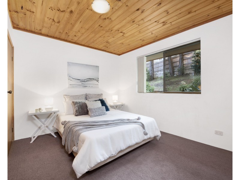 16 Parrendi Close, Avoca Beach NSW 2251