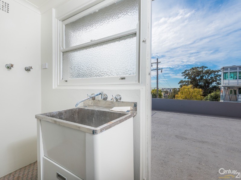 1/37 Carlton Parade, Carlton NSW 2218