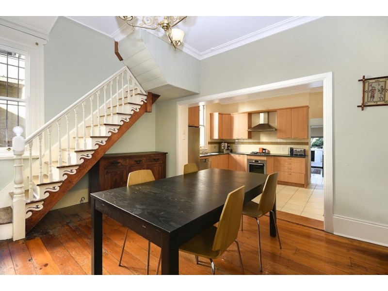 112a Denison Rd, Dulwich Hill NSW 2203