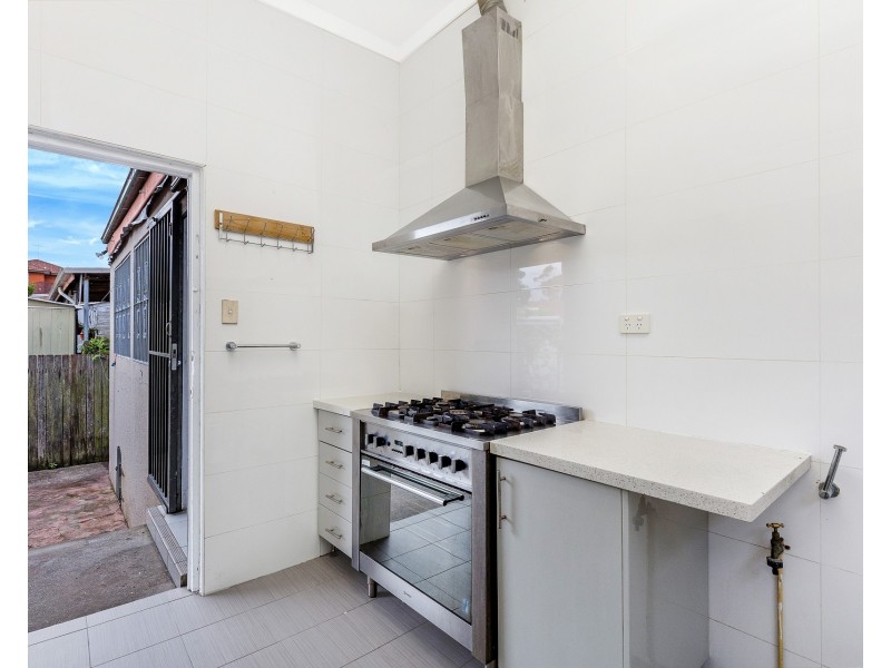 16 School Parade, Marrickville NSW 2204