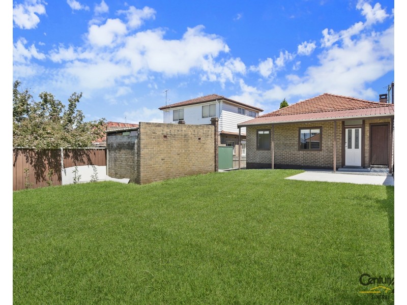 26 Hugh Ave, Dulwich Hill NSW 2203