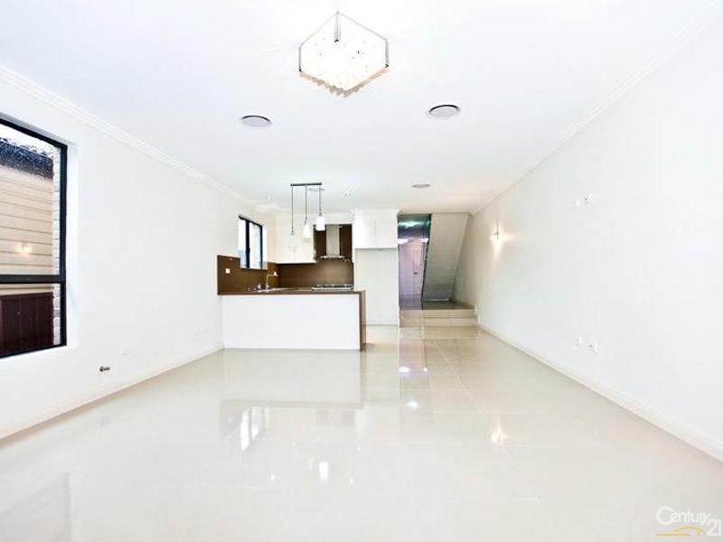 20B Fleet Street, Carlton NSW 2218