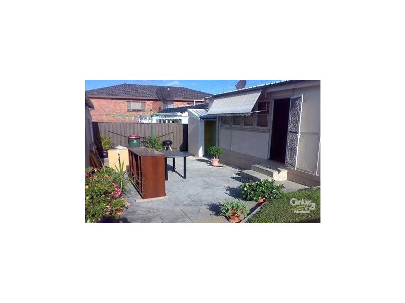 112 Willison Road, Carlton NSW 2218