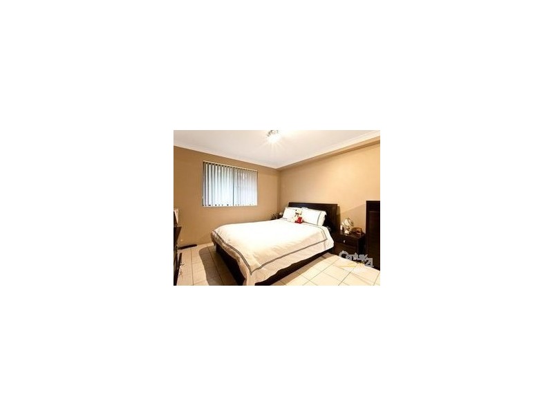 6/45-49 De Witt Street, Bankstown NSW 2200