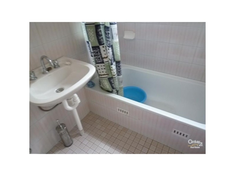 13 Cronulla, Carlton NSW 2218