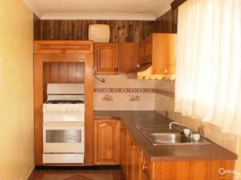 1/3 Hill Street, Carlton NSW 2218