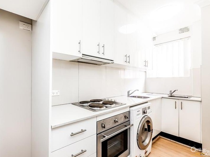 1/41 Augusta Street, Punchbowl NSW 2196