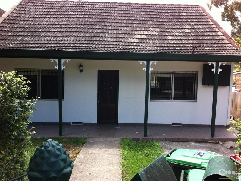 1/4 Abergeldie Street, Dulwich Hill NSW 2203